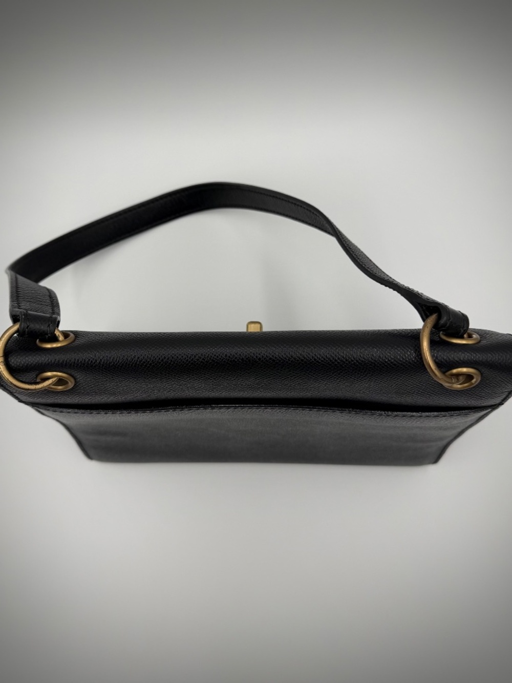 Chanel Vintage Caviar Shoulder Bag — Black - Picture 14 of 14